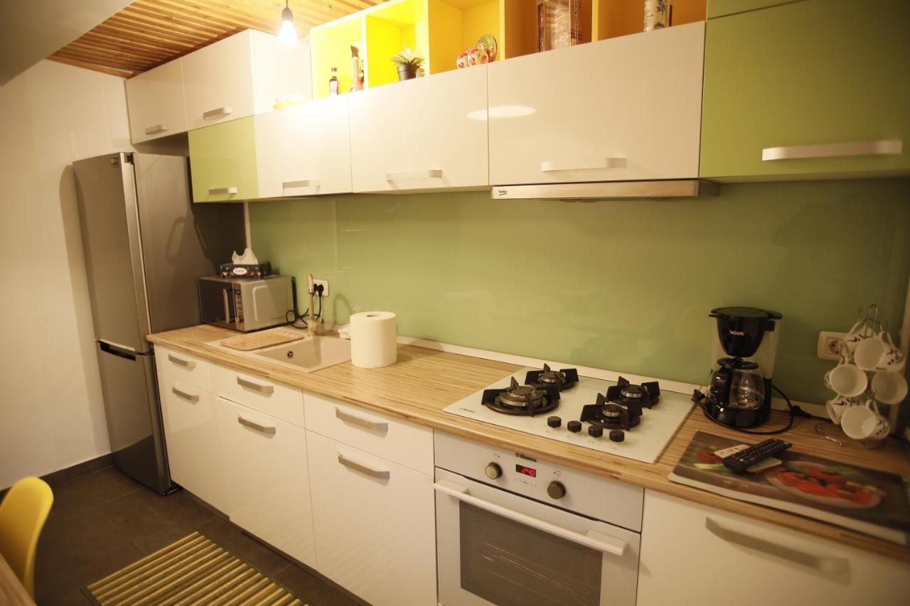 Rcc 3 Apartament Lejlighed Focşani Eksteriør billede